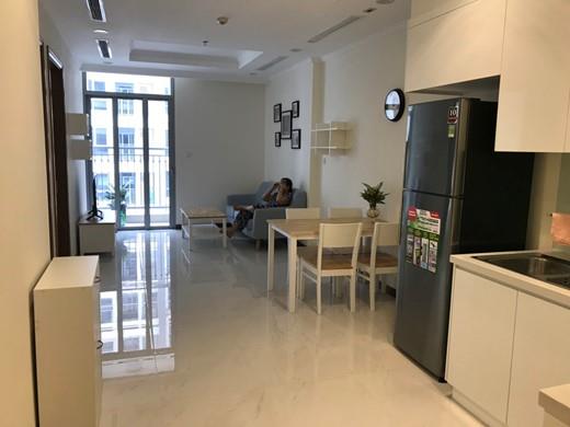 vinhomes central park apartment for rent in binh thanh district hcmc BT105L2628  (2)